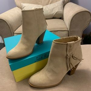 BRAND NEW Jack Rogers Greer Suede Booties size 8.5
